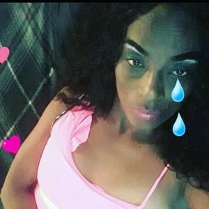 Meet your Posher, Pamela